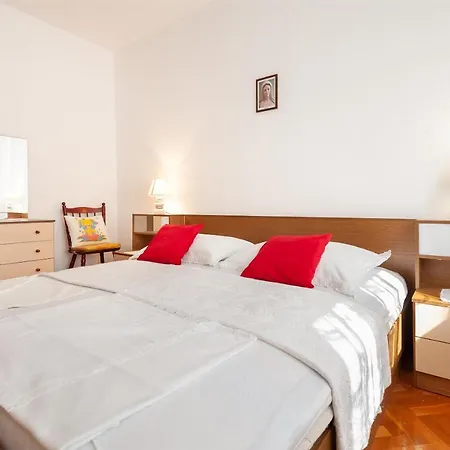 Tina Apartamento *